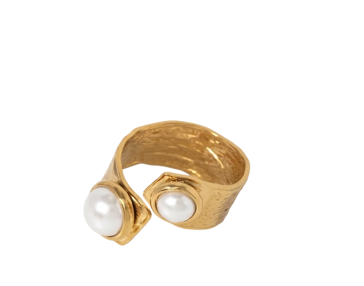 Isla Pearl Ring