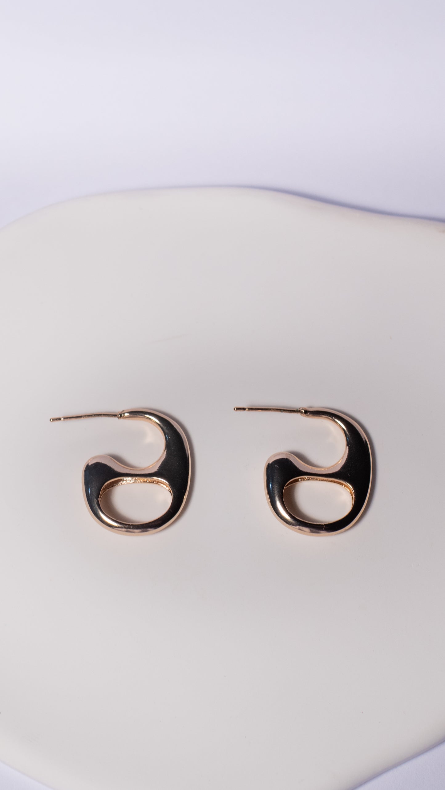 Fluid Form Hoops