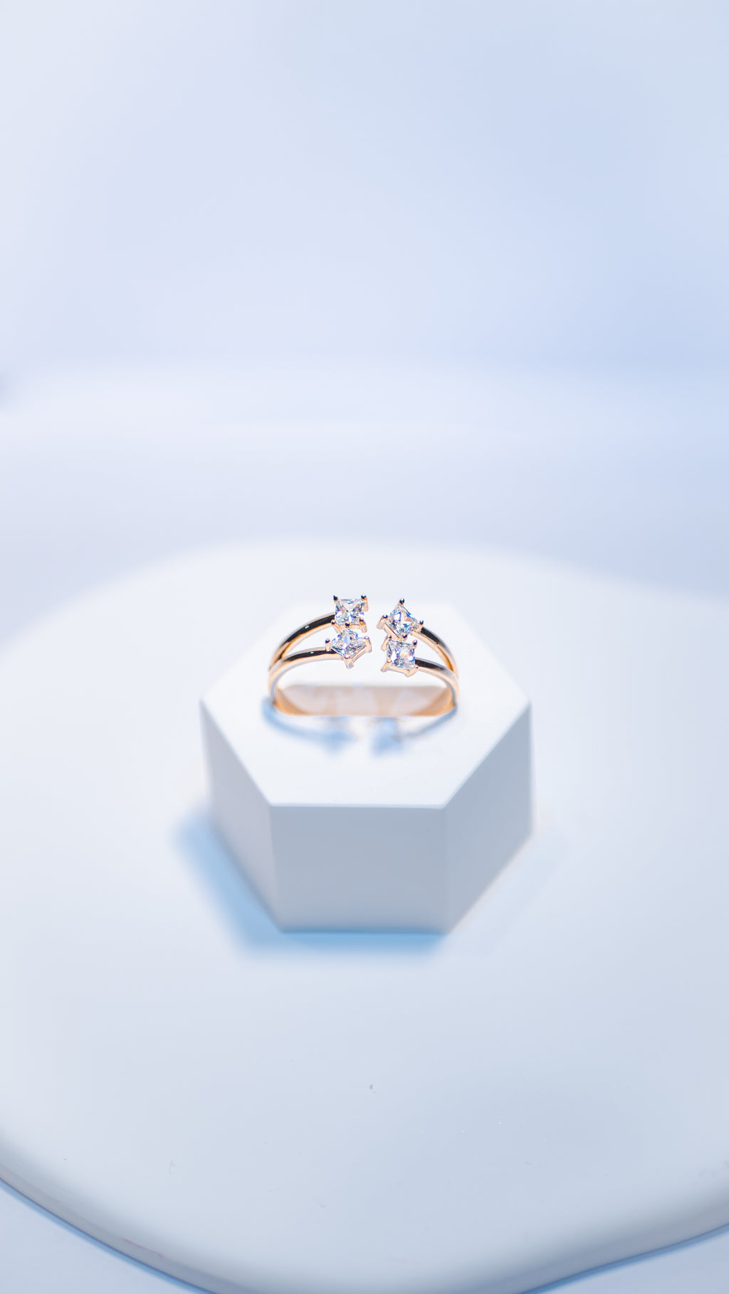 Lustre Adjustable Ring