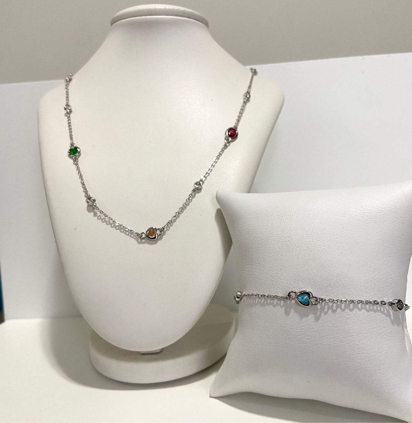 Iridescent Gem Necklace & Bracelet Set