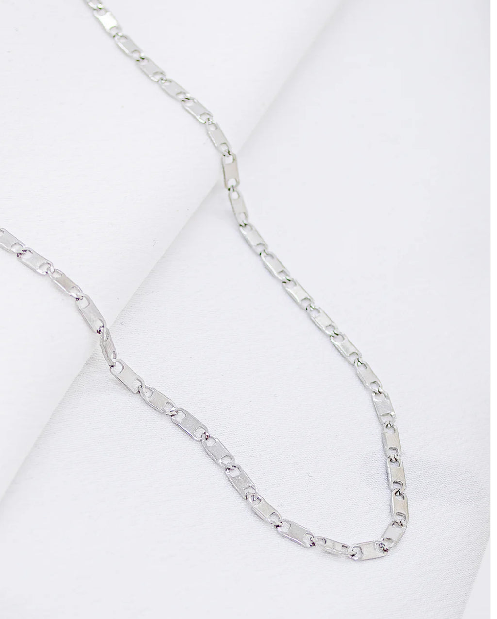 Sleek Link Chain Necklace