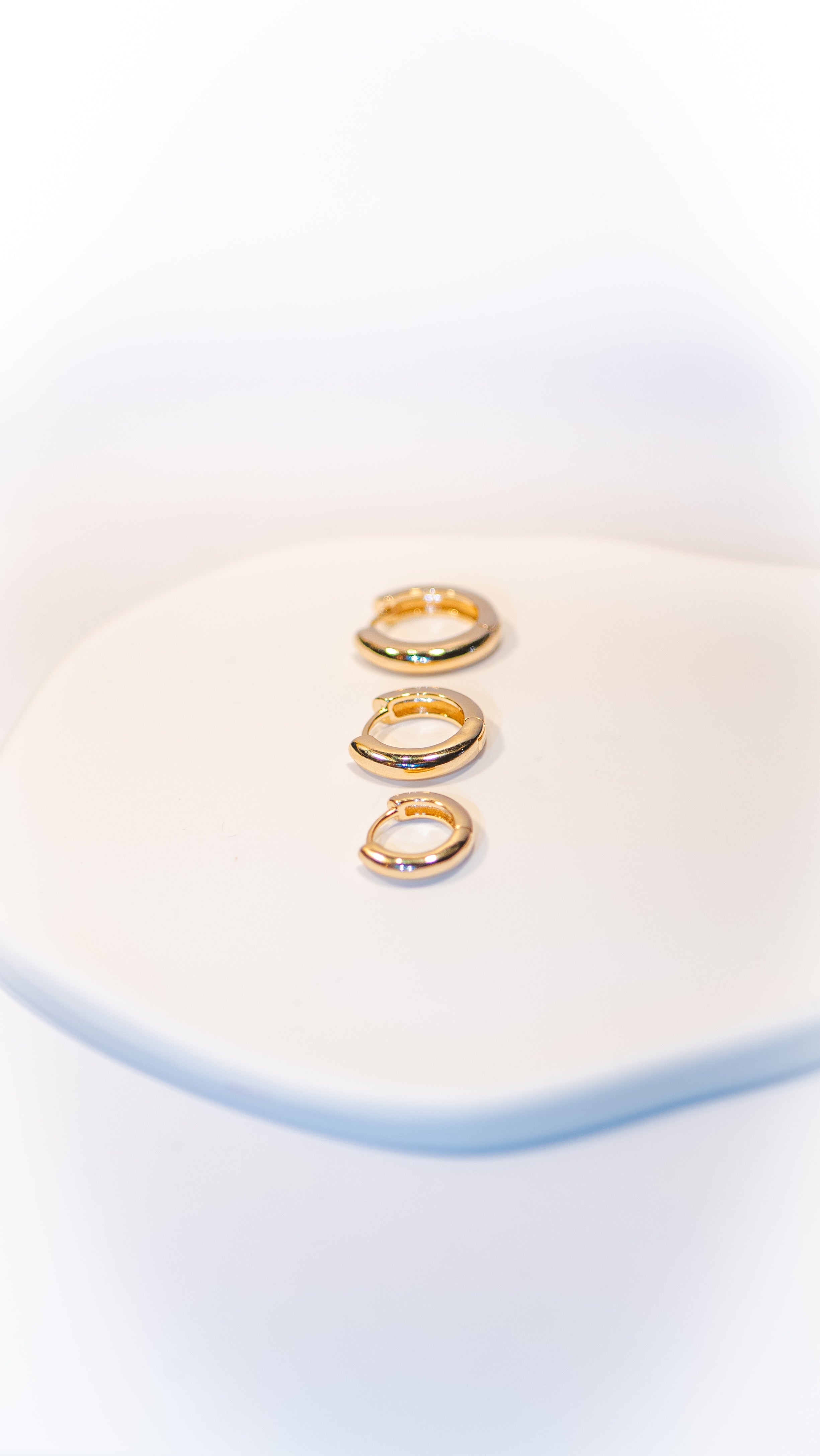 Classic Huggie Hoop Set