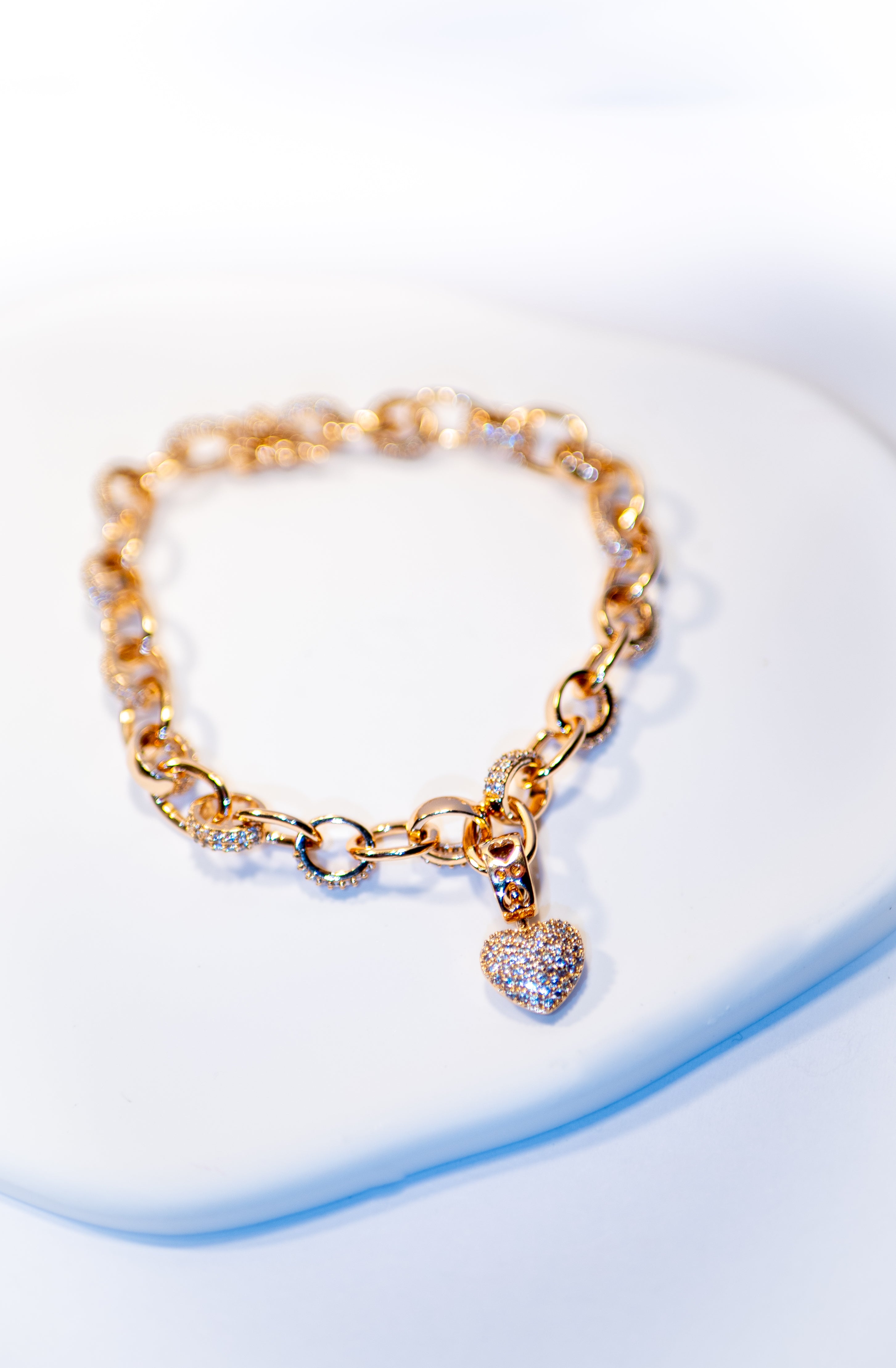 Amour Glow Heart Bracelet