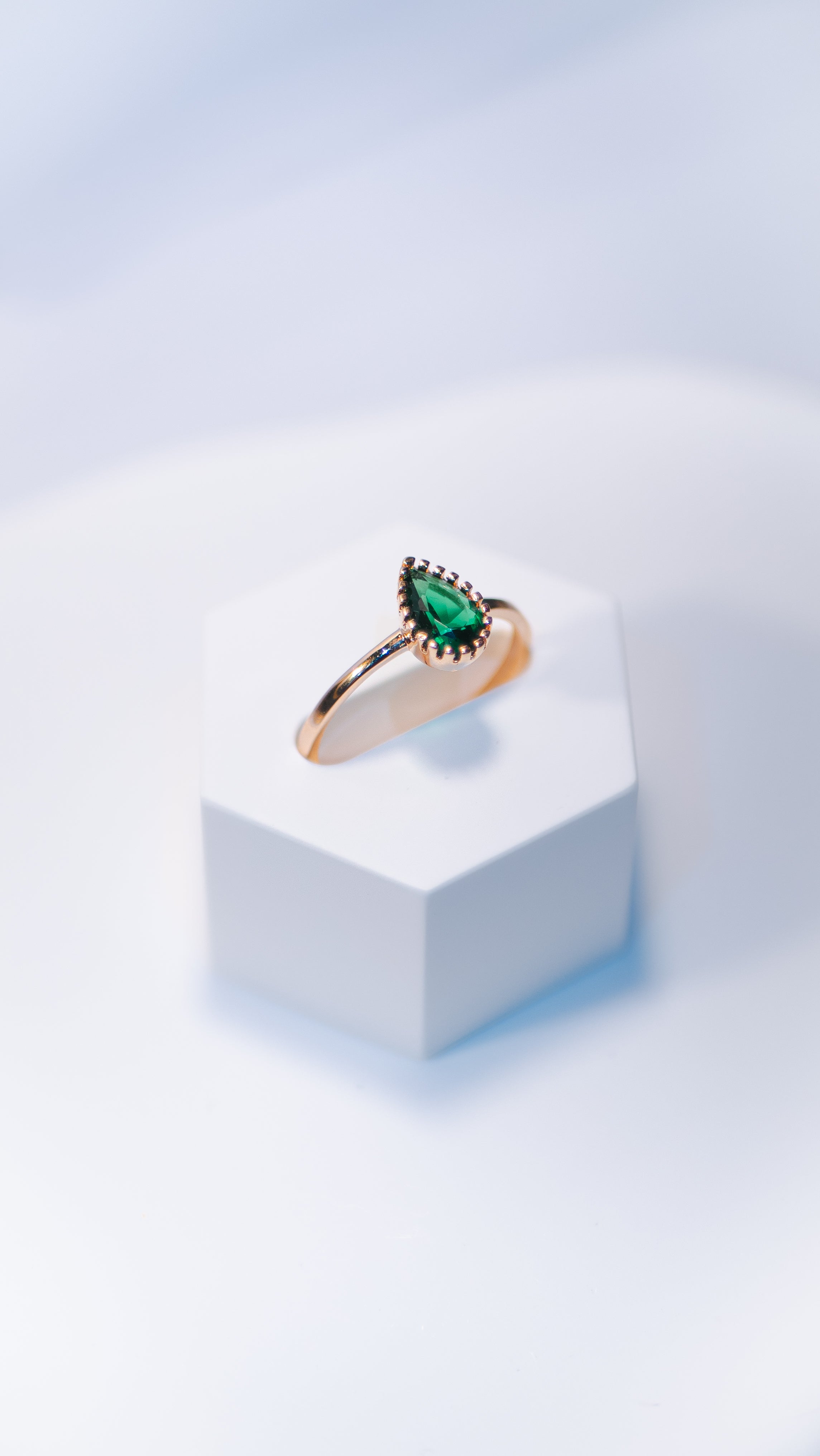 Emerald Teardrop Ring