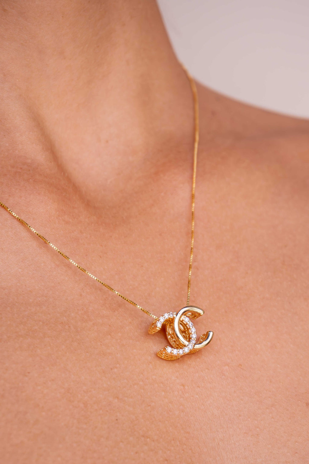 Eternal Interlock Necklace