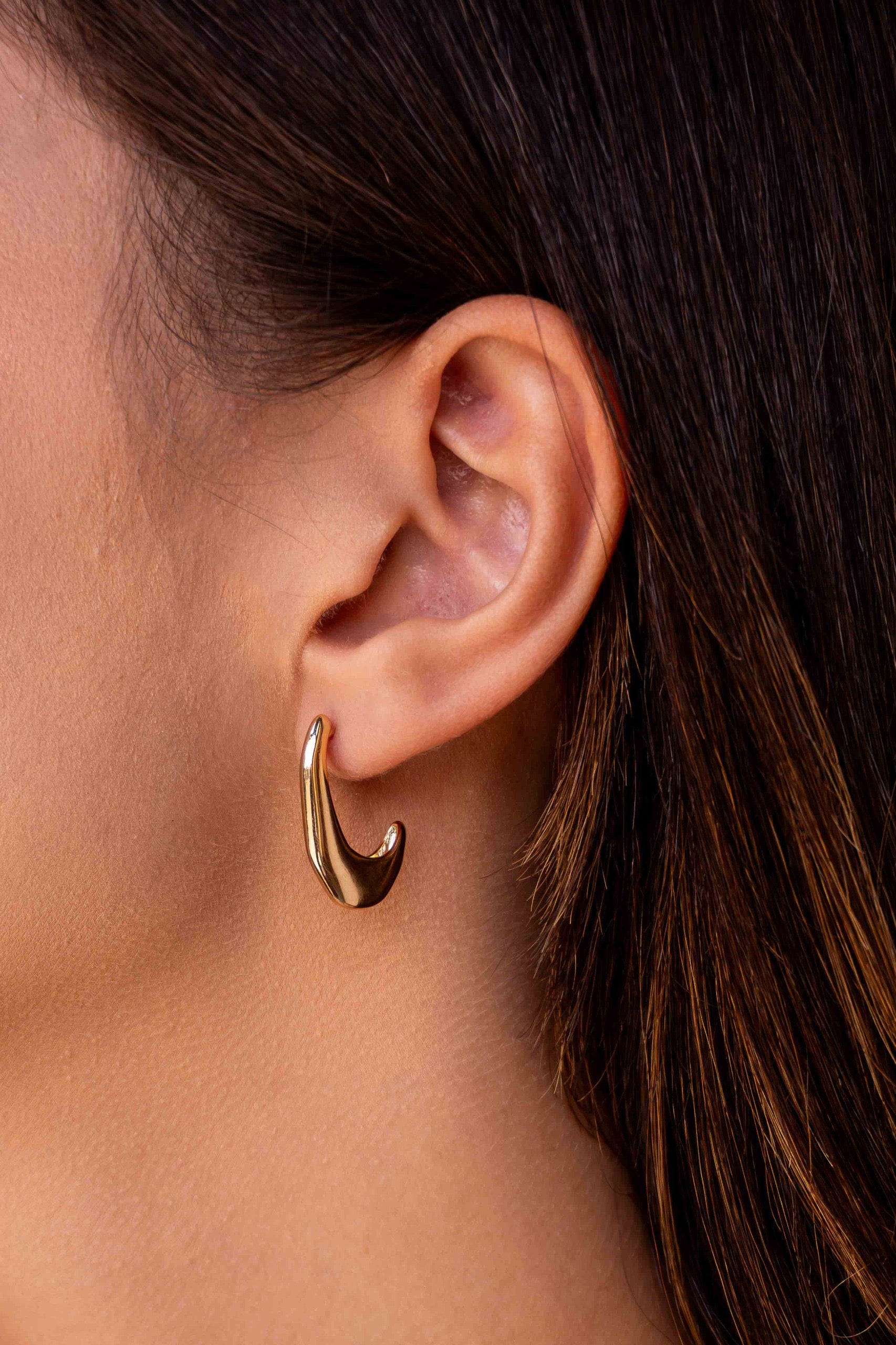 Contour Elevé Hoops