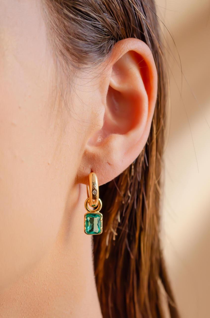 Emerald Glow Drop Earrings