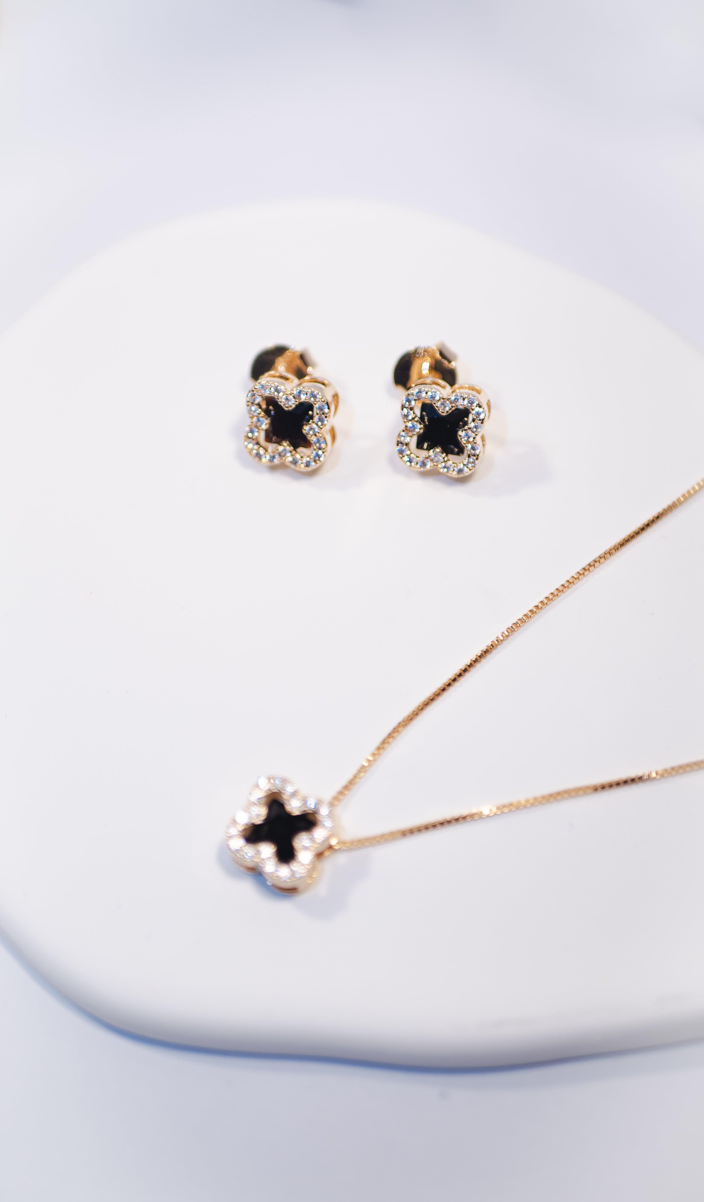 Onyx & Zirconia Clover Set