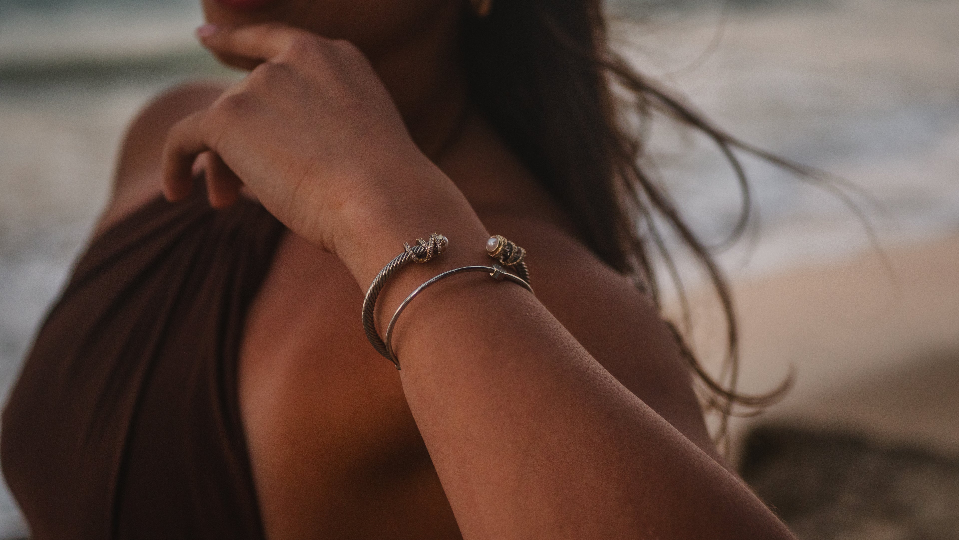 Twist Pearl Cable Cuff