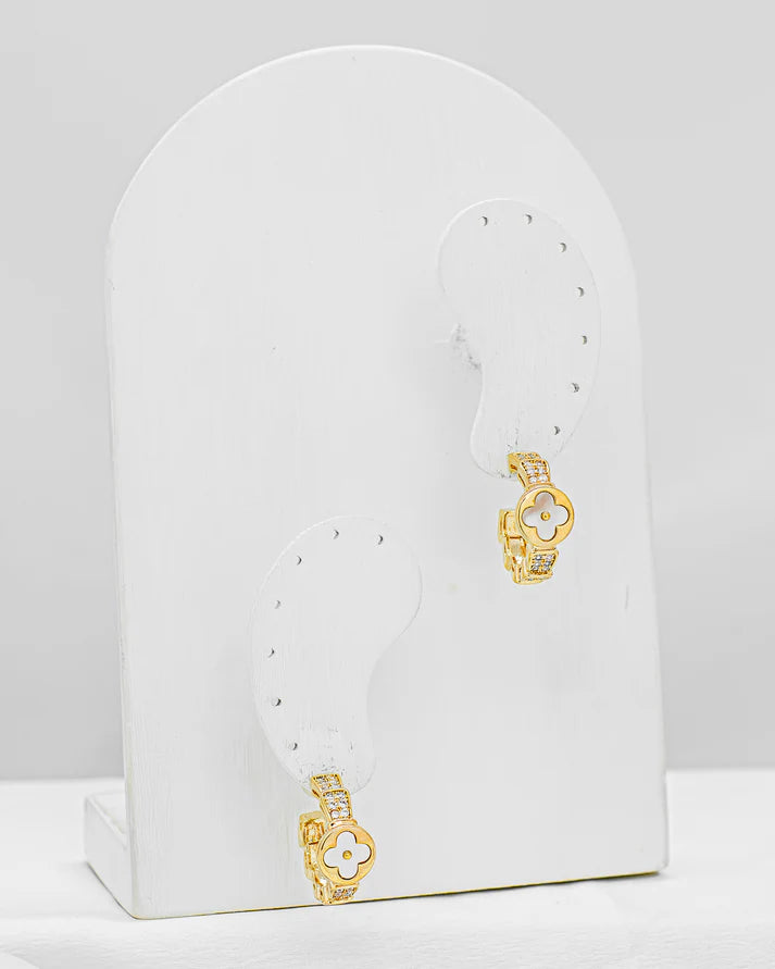 Madre Luxe Clover Hoops
