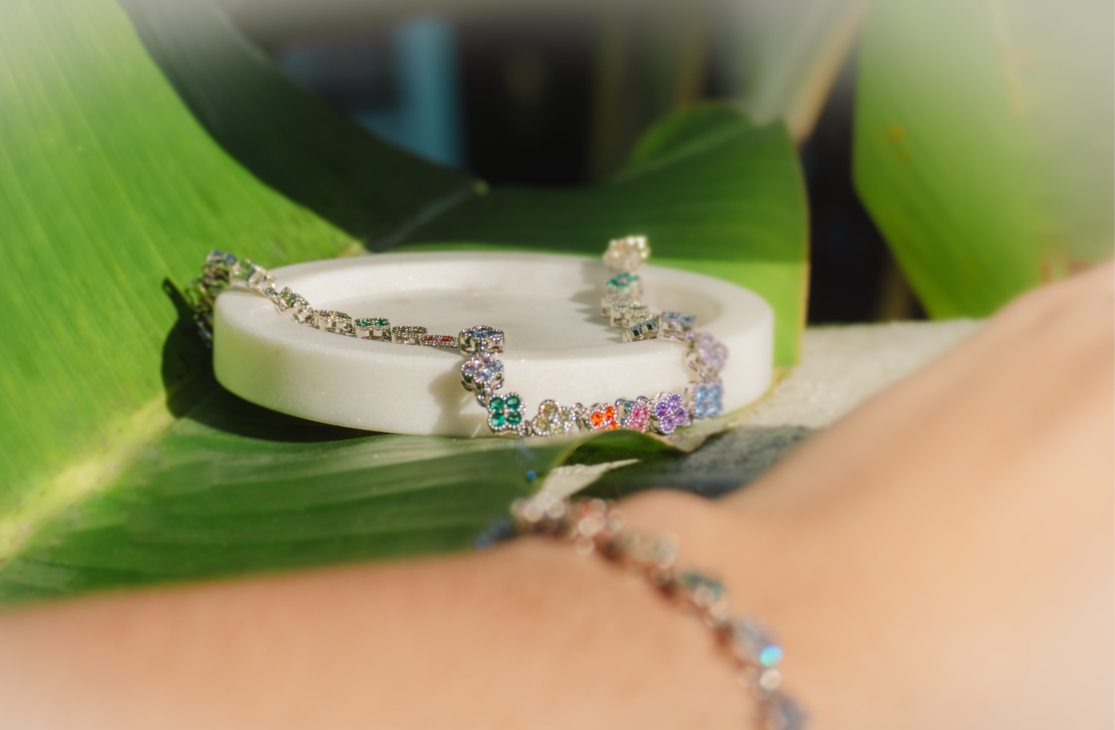 Fleur de Luxe Set                       Necklace & Bracelet