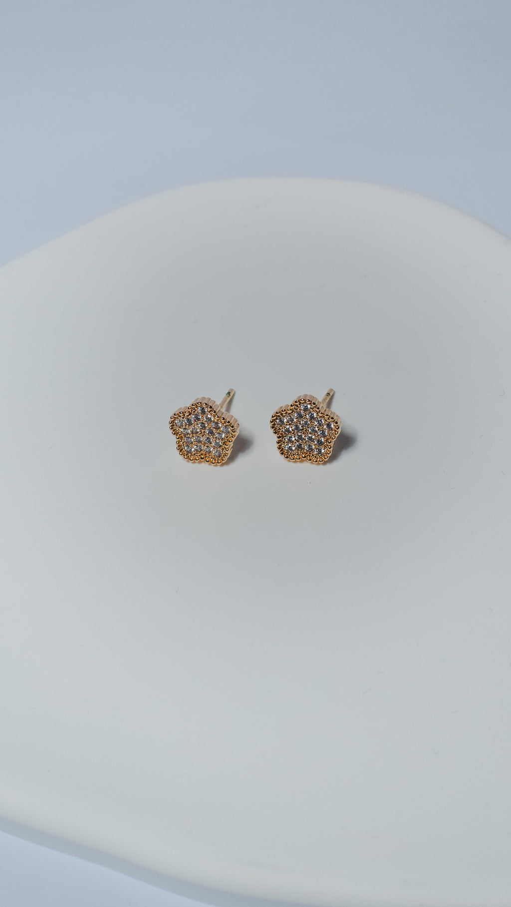 Clover Glow Stud Earrings