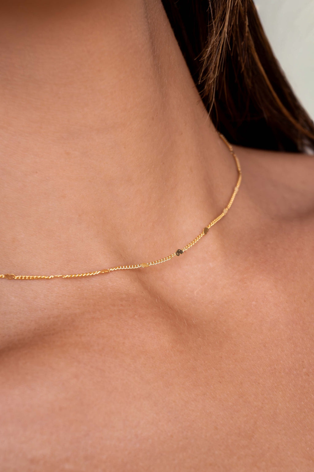Delicate Dotted Chain Choker